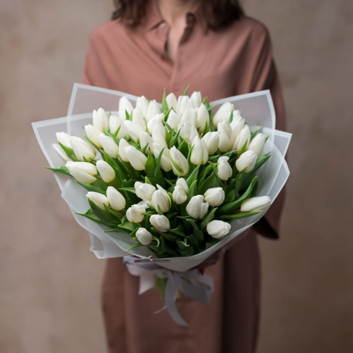 51 белый тюльпан в Ангарске